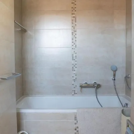Georges V - Superb 100m2 With Ac Apartmán Nice